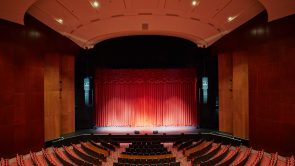 01_theatre_leamy