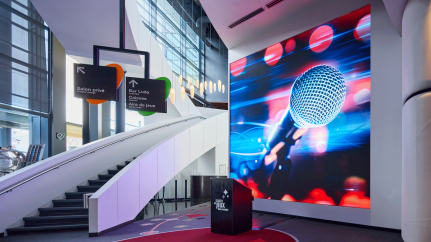 LED video wall at the Trois-Rivières gaming lounge