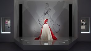 XYZ-Technologies_Christian-Dior-Designer-of dreams-exhibition-Red-white-dress
