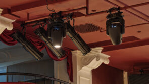XYZ-Technologies_CafConc_Motorized-lighting-system-suspended-from-the-ceiling-of-the-theatre